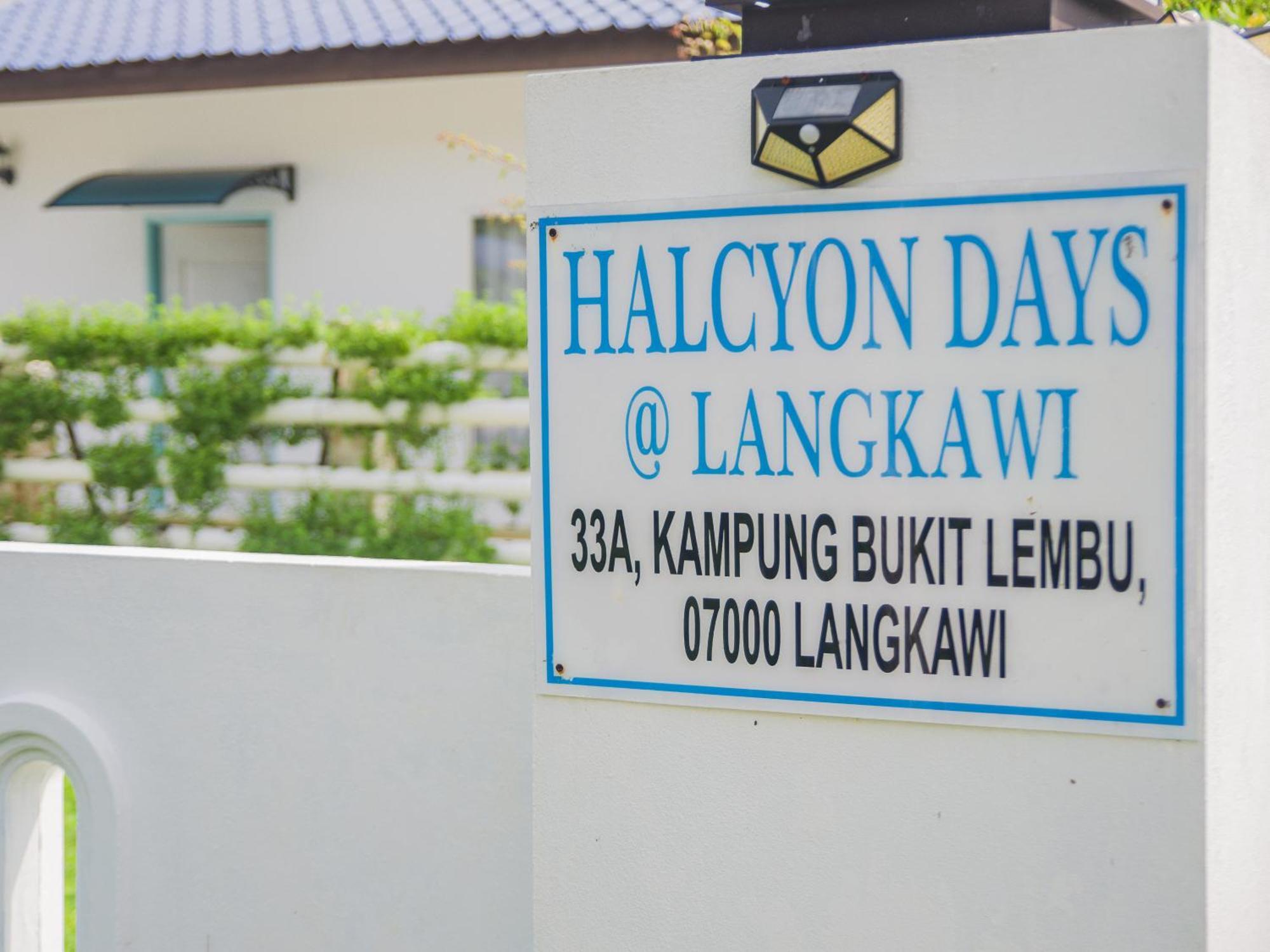 Halcyon Days @ Langkawi Leilighet Pantai Cenang  Eksteriør bilde
